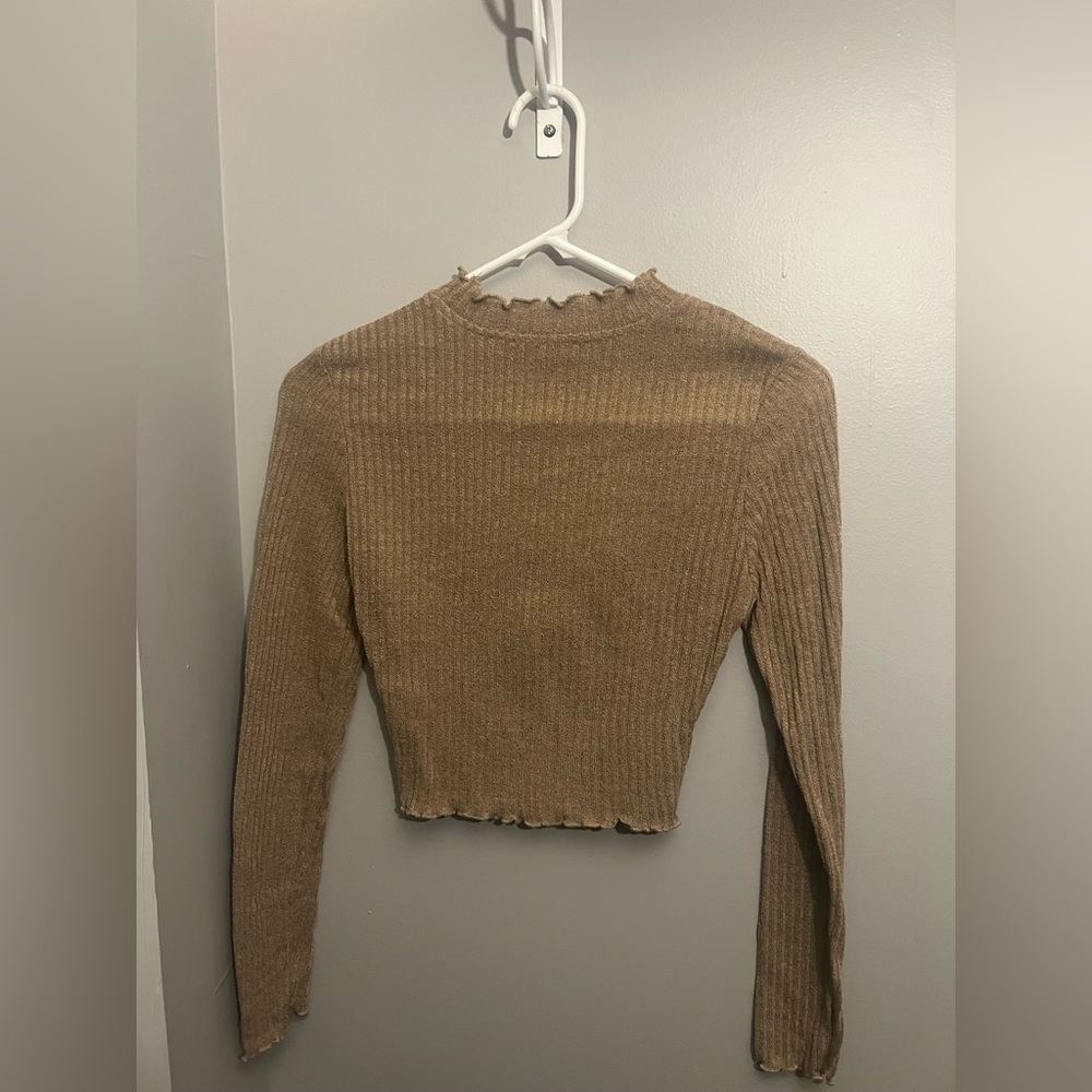 Long sleeve tight fit shirt